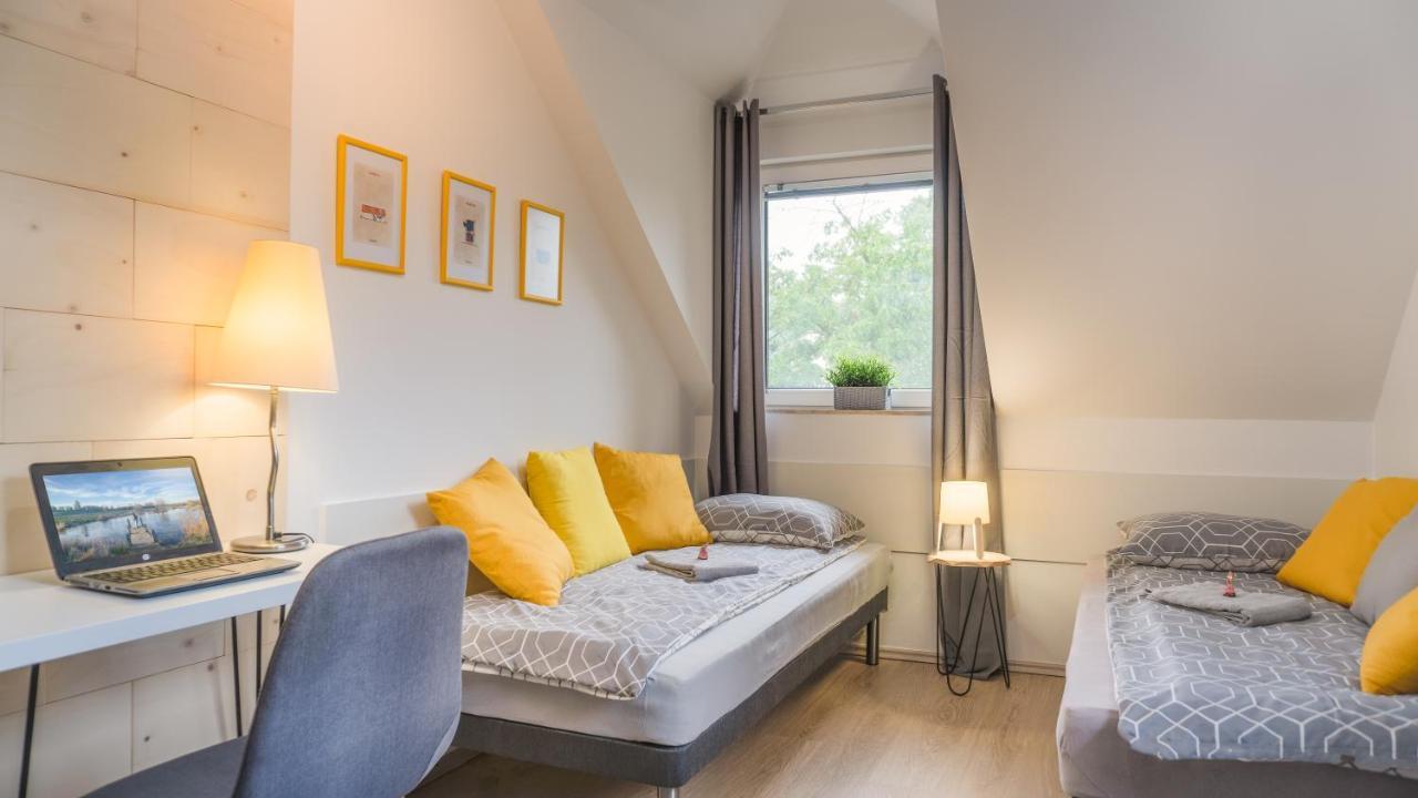 Luxury Studio 24 Győr Exteriör bild