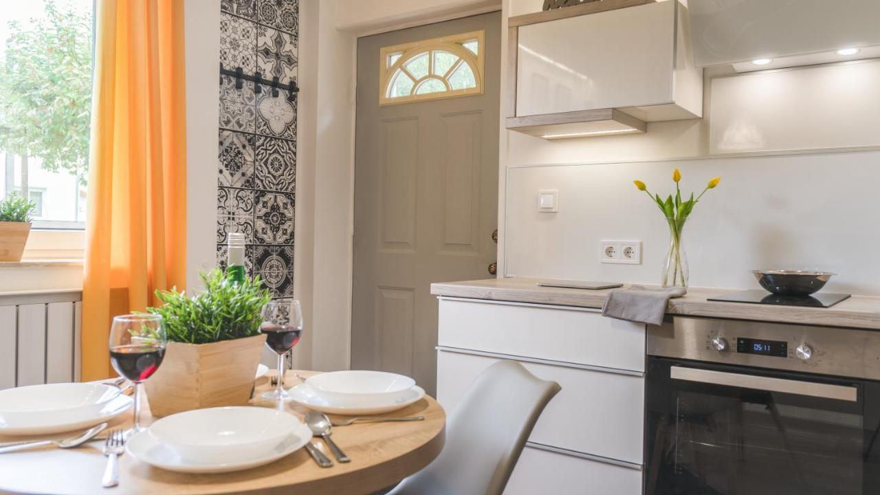 Luxury Studio 24 Győr Exteriör bild