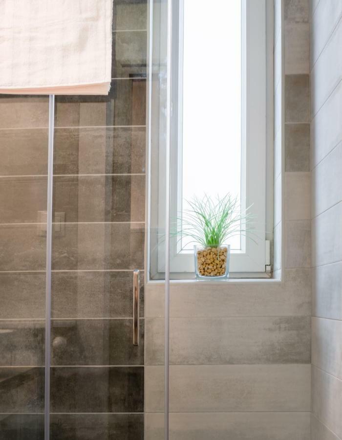 Luxury Studio 24 Győr Exteriör bild