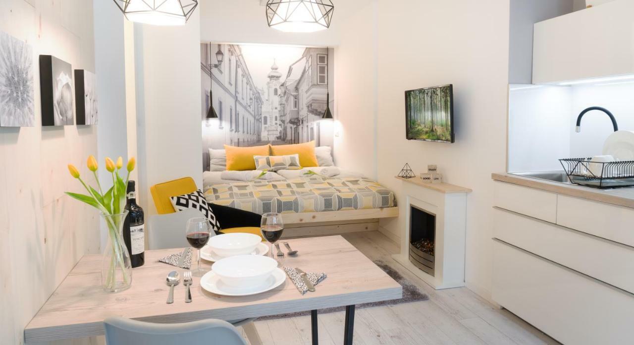 Luxury Studio 24 Győr Exteriör bild