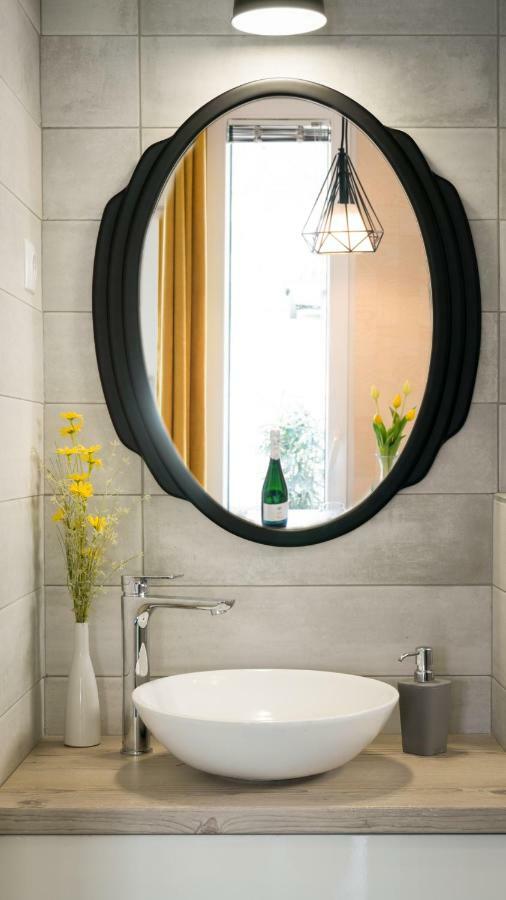 Luxury Studio 24 Győr Exteriör bild
