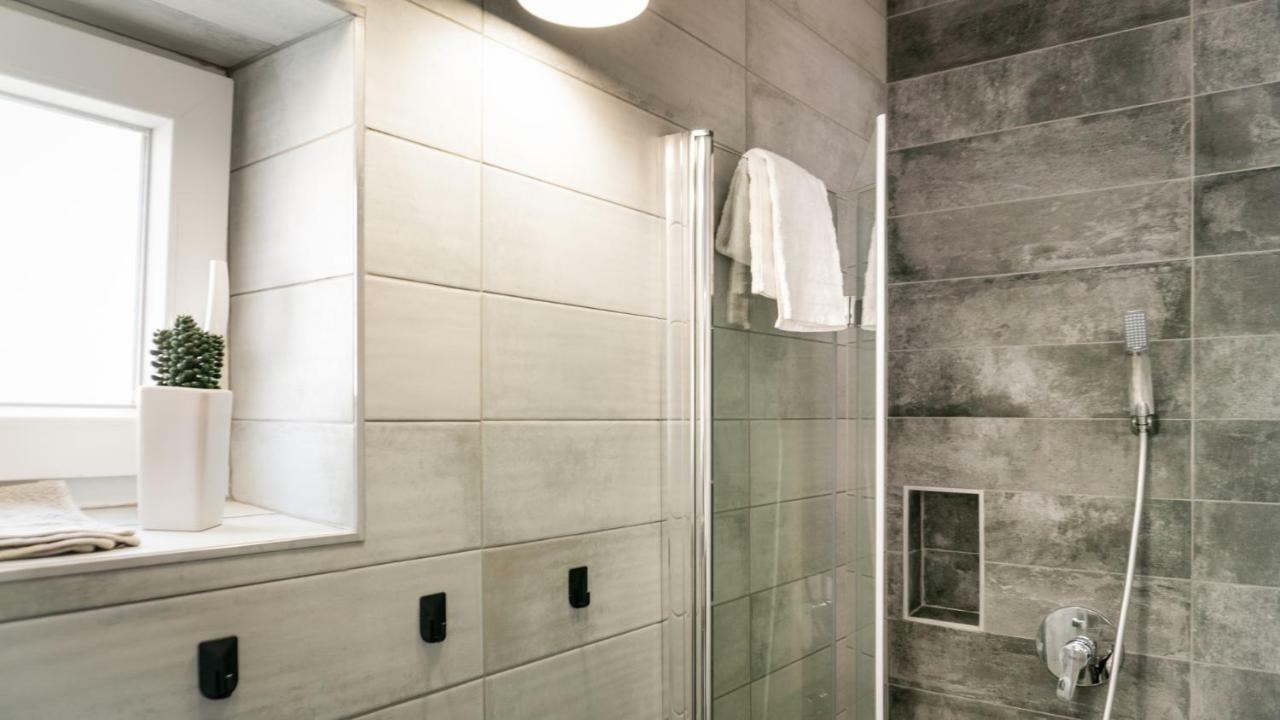 Luxury Studio 24 Győr Exteriör bild