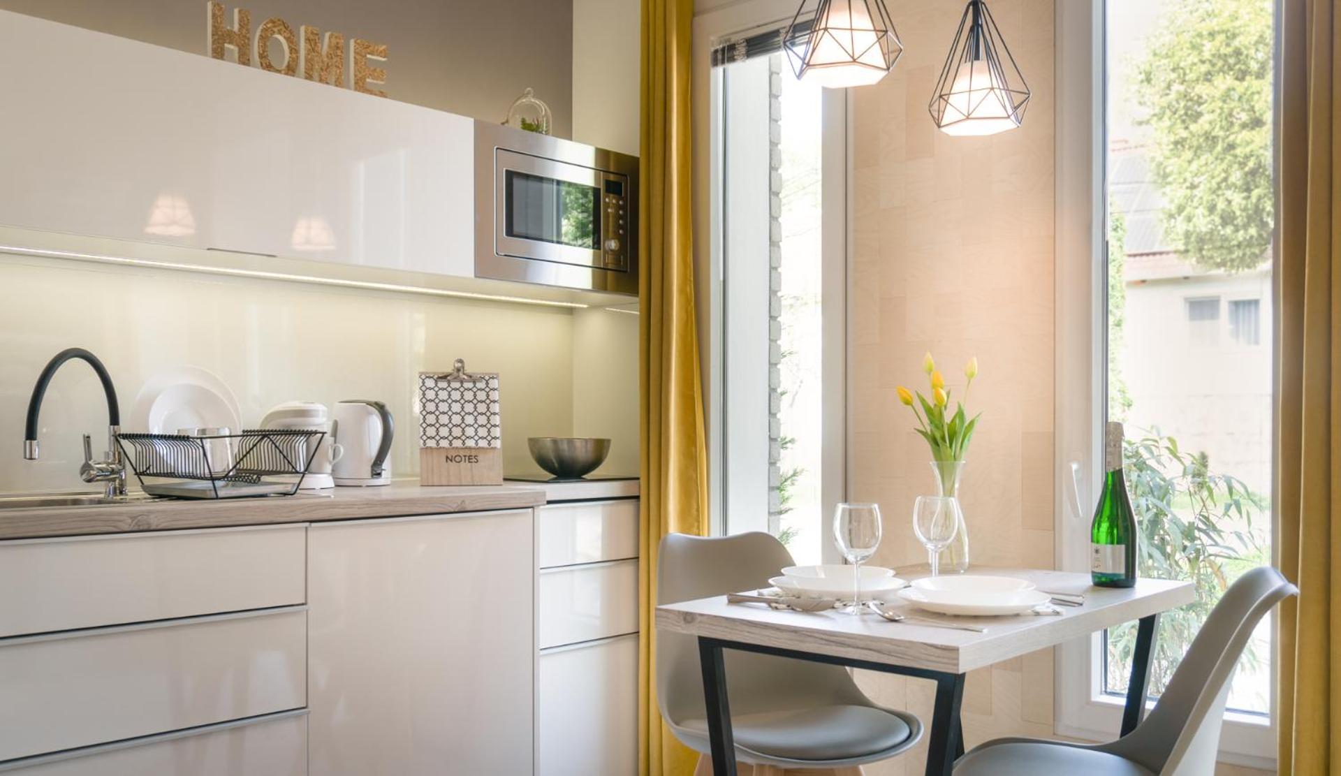 Luxury Studio 24 Győr Exteriör bild